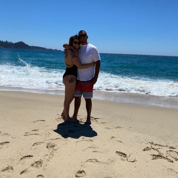 Meet your Posher, Amanda - Picture 1 of 1